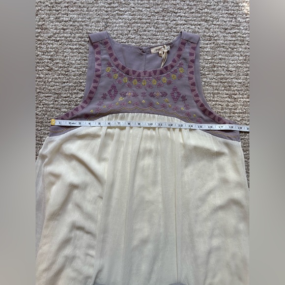 Mystree  Embroidered Yoke Dress Crinkle Chiffon Cream Gold Lavender NWT Large - Picture 7 of 8